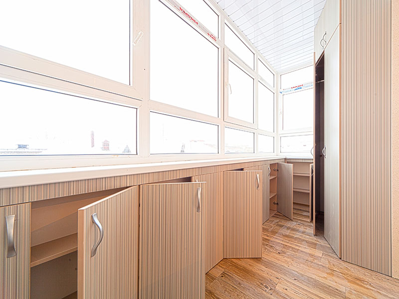 Обшивка балкона