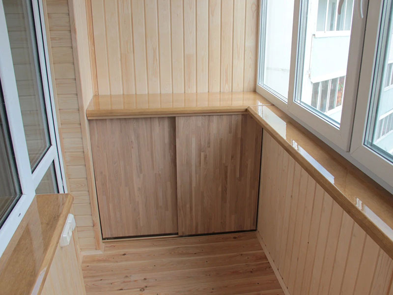 Обшивка балкона