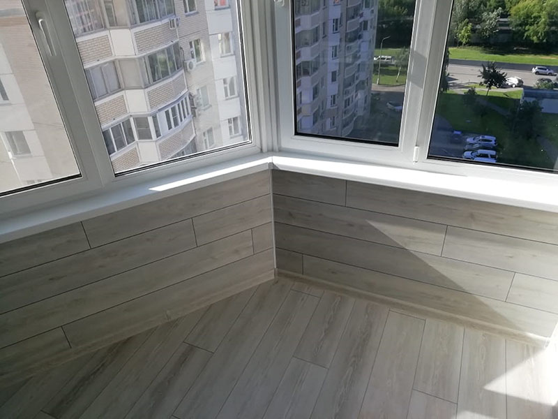 Обшивка балкона